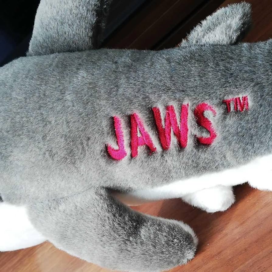 USJ - JAWS　ジョーズ　ユニバ　ホオジロザメ　サメ　鮫　ぬいぐるみ　人形　ハリウッド Amazon.co.jp: JAWS ジョーズ ユニバ ホオジロザメ サメ 鮫